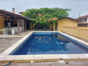 Casa grande com Piscina e Churrasqueira a 150 metros do mar